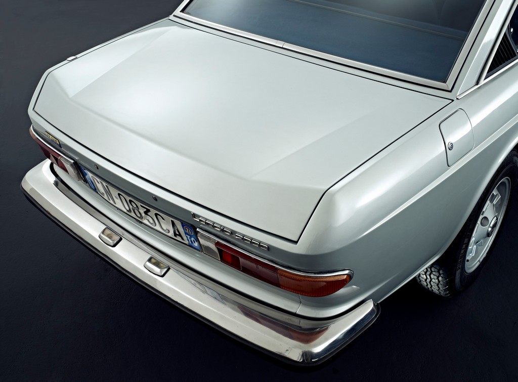Lancia 2000HF