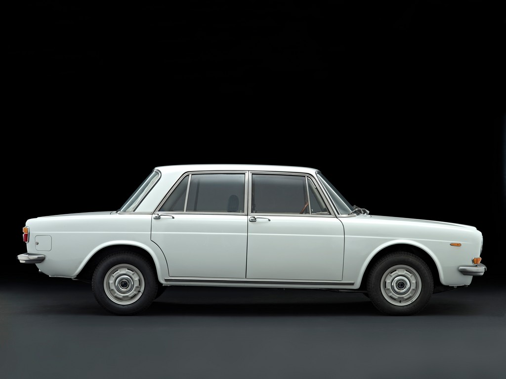 Lancia 2000