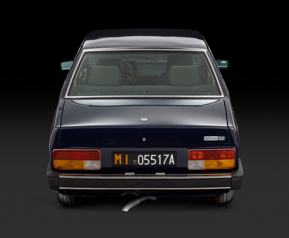 Alfa Alfetta 2000 blindata