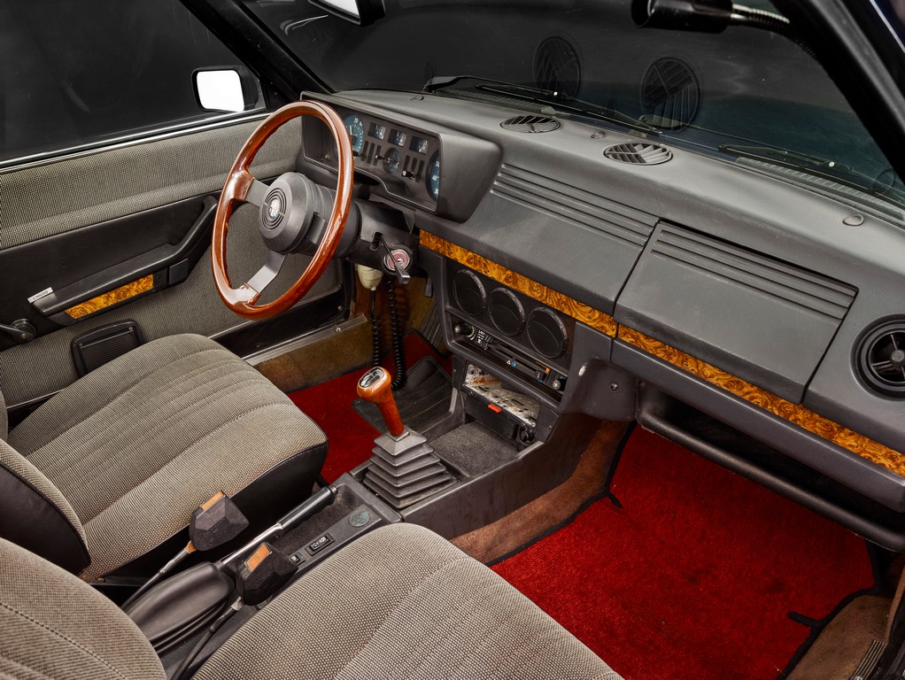 Alfa Alfetta 2000 blindata